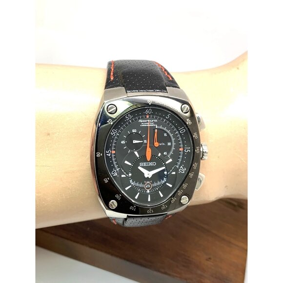 Seiko Sportura Men's Watch 7L22-0AD0 Kinetic Chronograph Black Orange Leather - Picture 12 of 15